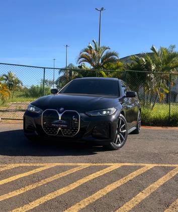 BMW I4 ELÉTRICO eDRIVE35 M SPORT